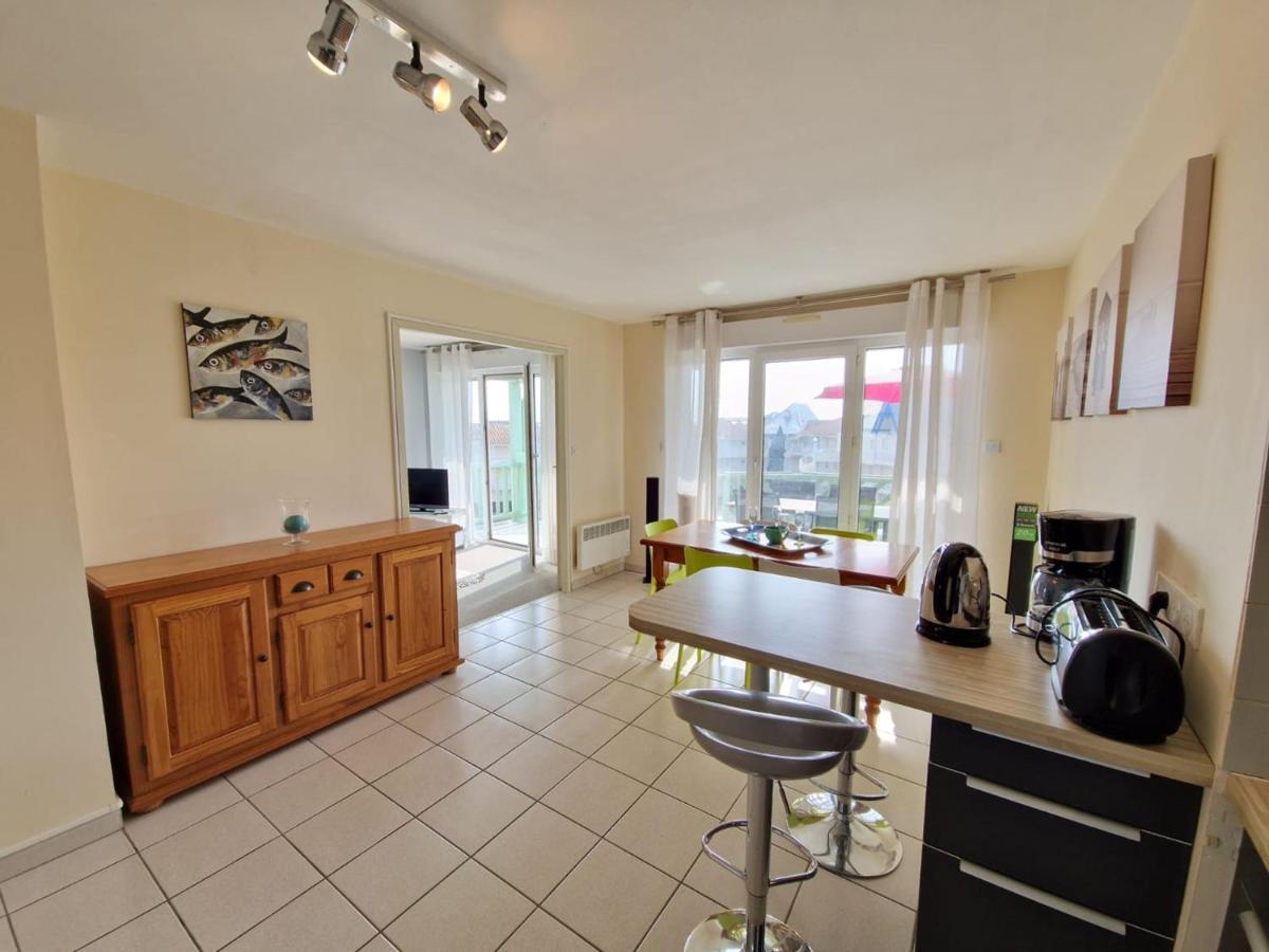 Appartement Avec Piscine, Tennis & Balcon, Centre-Ville Chatelaillon-Plage, 6 Pers, 2 Ch - Fr-1-706-17 Екстериор снимка