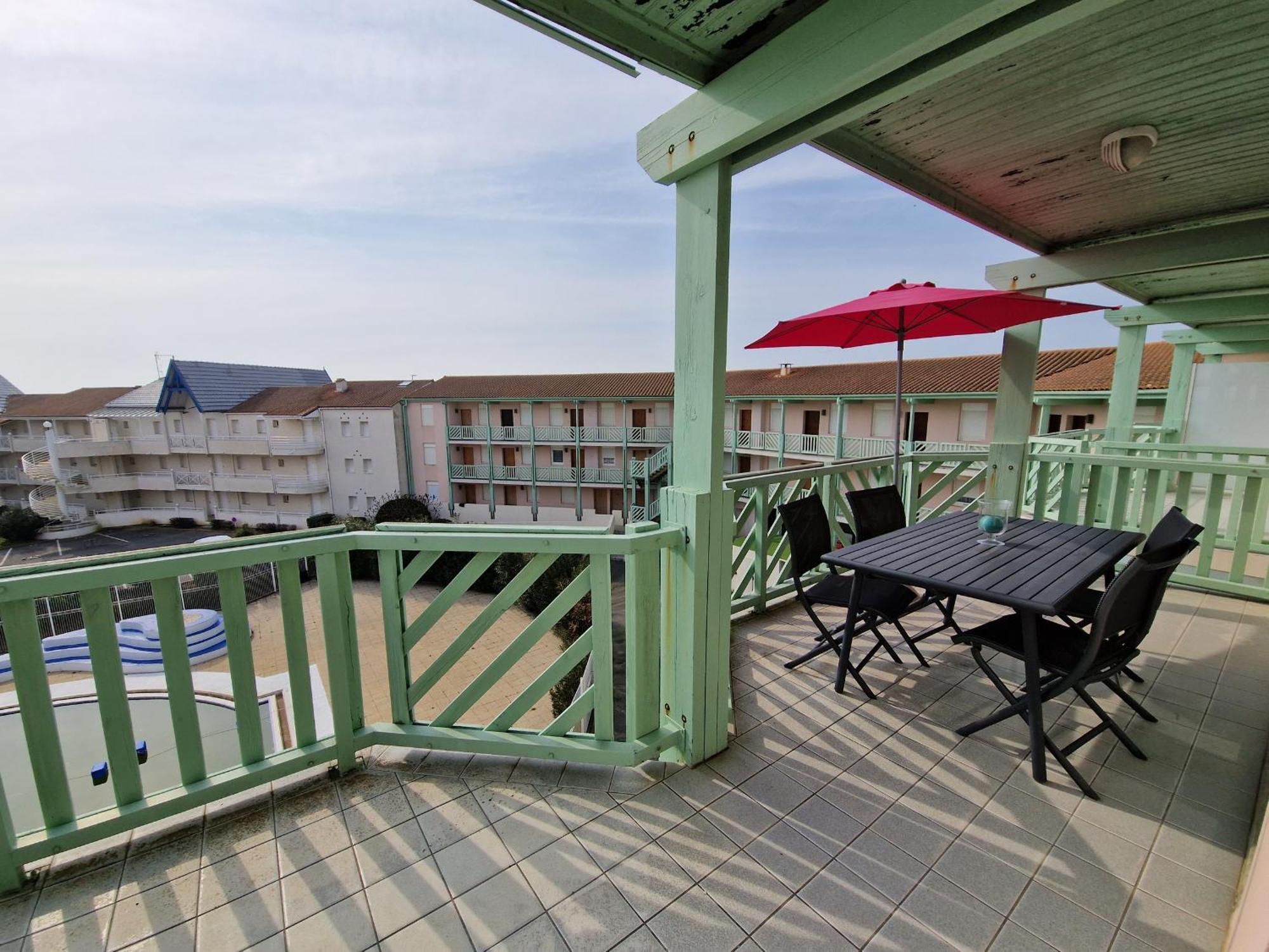 Appartement Avec Piscine, Tennis & Balcon, Centre-Ville Chatelaillon-Plage, 6 Pers, 2 Ch - Fr-1-706-17 Екстериор снимка